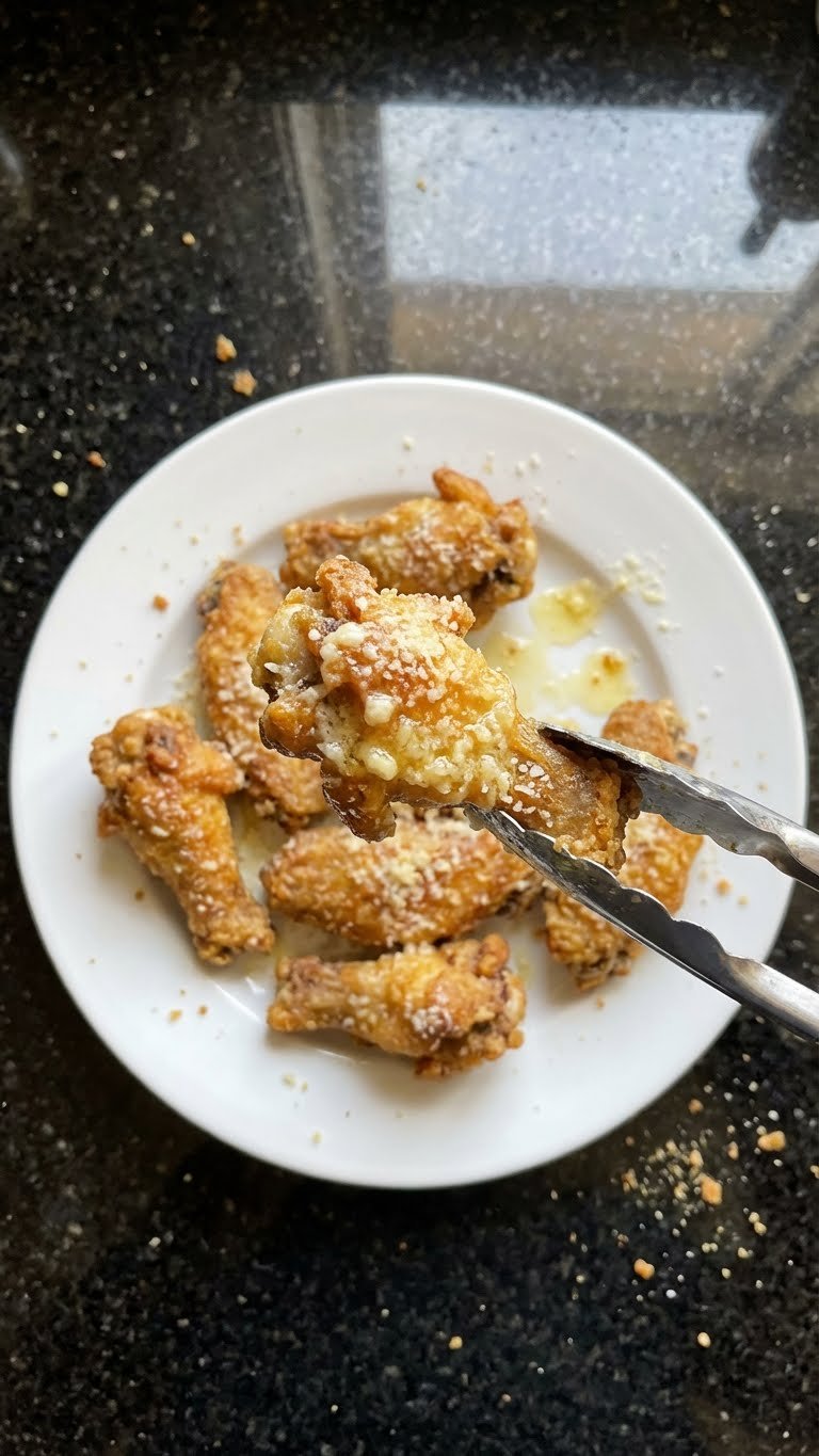 Fried Garlic Parmesan Chicken Wings